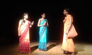 अंधविश्वास से मुक्ति का संदेश देती नाटक "जीवन के रंग" का हुआ मंचन