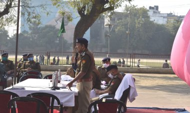 प्रतियोगात्मक परीक्षा को सकुशल सम्पन्न कराने हेतु जिले के वरिष्ठ अधिकारियों ने ड्यूटी पर लगे पुलिस कर्मियों को किया ब्रीफ