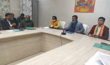 बेसिक शिक्षा राज्यमंत्री ने विभागीय समीक्षा करते हुए दिए आवश्यक दिशा-निर्देश