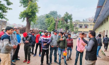 NSUI ने इलाहाबाद डिग्री कॉलेज में छात्र-अभियान संपर्क