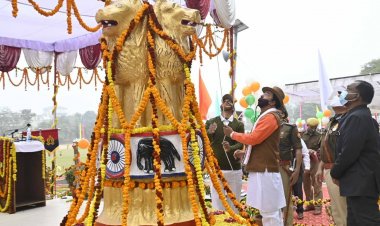 72 वे गणतंत्र दिवस पर प्रयागराज में उपमुख्यमंत्री ने ध्वजारोहण कर ली परेड की सलामी