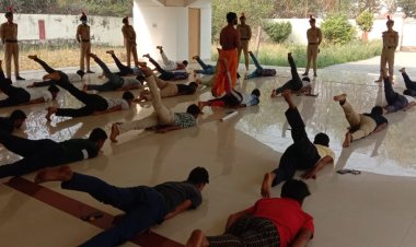 NSS शिविर में छात्रों को किया गया योग के प्रति जागरूक