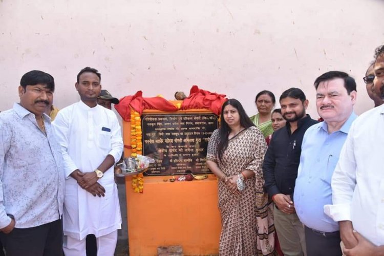 महापौर अभिलाषा गुप्ता नन्दी ने म्योराबाद क्षेत्र के नव निर्मित कार्यो का उदघाटन किया