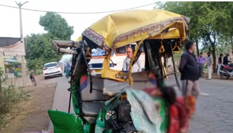 मध्य प्रदेश के ग्वालियर में भीषण सड़क हादसा, 13 लोगो की मौत