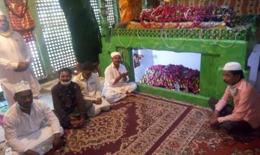 कोतवाली परिसर में मनाया गया सूफी संत हजरत ख्वाजा जियाउद्दीन चिश्ती उर्फ बहाल हुसैन शाह का सालाना उर्स