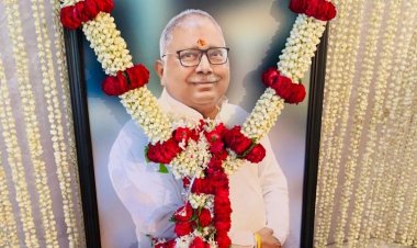 पत्रकारों को कोविड बचाओ किट वितरण करके सिविल लाइंस उद्योग व्यापार मंडल ने पूर्व सांसद सुरेश पासी को दी श्रद्धांजलि