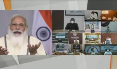 कोरोना पर DM से संवाद, PM बोले- आपका जिला जीतता है तो देश जीतता है