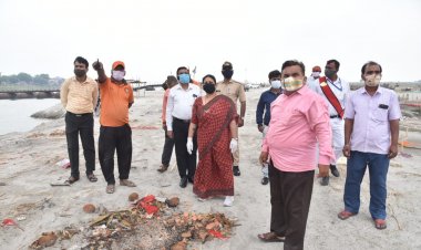 महापौर अभिलाषा गुप्ता नंदी ने फाफामऊ शमशान घाट का निरीक्षण