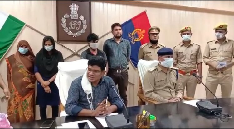 वारदात से पहले "लुटेरी दुल्हन" साथियों संग गिरफ्तार, नकदी जेवर कपड़े बरामद