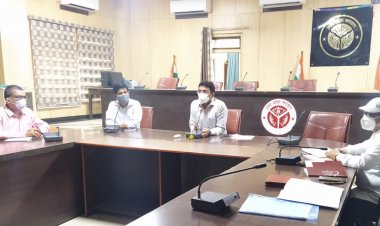 जिलाधिकारी की अध्यक्षता में पाइप पेयजल योजना की बैठक सम्पन्न