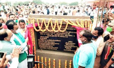 प्रयागराज: नैनी के सरस्वती हाईटेक सिटी में आक्सीजन प्लांट का वर्चुअली शिलान्यास