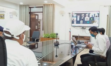 प्रयागराज: एडीजी प्रेम प्रकाश द्वारा Google Meet के जरिये एविडेंस बेस्ड पुलिसिंग को लेकर की चर्चा