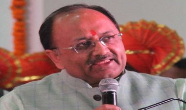 बयान देने से पहले मुख्यमंत्री योगी का काम देखें अखिलेश -  सिद्धार्थनाथ सिंह