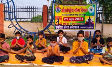 अंतर्राष्ट्रीय योग दिवस पर मलिन बस्तियों में योग का अभियान स्वदेश सेवा संस्थान द्वारा चलाया गया।