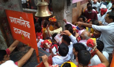 ज्येष्ठ पूर्णिमा पर विंध्यधाम उमड़े दर्शनार्थी, किया विंध्यवासिनी का दर्शन-पूजन