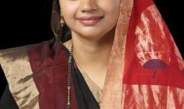 जिला पंचायत अध्यक्ष पद पर निर्विरोध चुनी गई पूनम मौर्य को मिला जीत का प्रमाणपत्र