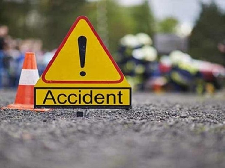 प्रयागराज: ट्रक की टक्कर से कपड़ा कारोबारी की मौत