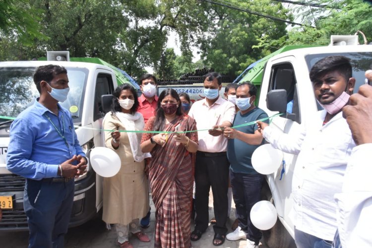 प्रयागराज एस डब्लू एम के डोर टू डोर कूड़ा कनेक्शन का नगर निगम जोन -5 में हुआ उद्धाटन