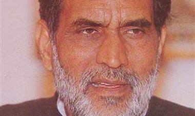 पूर्व प्रधानमंत्री स्व. चन्द्रशेखर की चौदहवीं पुण्यतिथि ,बलिया से दिल्ली तक याद किए गए पूर्व प्रधानमंत्री