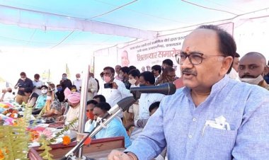 पंचायत चुनाव में हार से बौखलाए अखिलेश यादव दे रहे अनाप-शनाप बयान- सिद्धार्थ नाथ सिंह