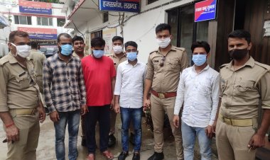 नेताओं को मंत्री व विधानसभा का टिकट दिलवाने वाले चार शातिर अपराधी गिरफ्तार