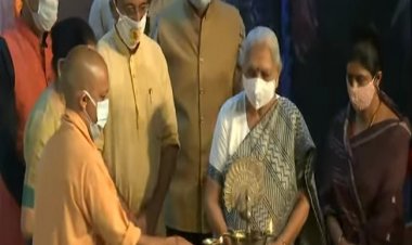 UP सरकार का संकल्प है कि एक भी बच्चा निराश्रित न रहे : मुख्यमंत्री योगी