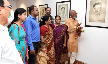 अमर  शहीद चन्द्रशेखर आज़ाद जयंती पर सुप्रसिद्ध चित्रकार जयंत घोष की प्रदर्शनी का शुभारम्भ