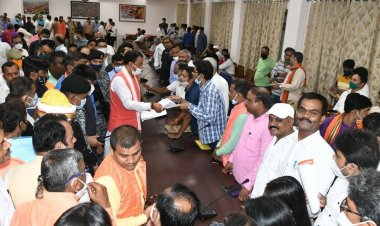 पूर्व पार्षद ने बढ़े वाटर टैक्स वापस कराने व भ्रष्टाचार के जांच की मांग की