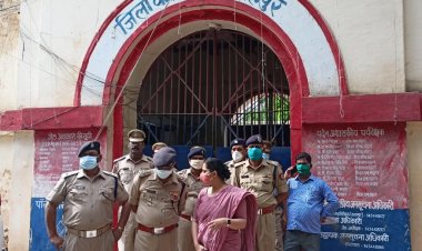फतेहपुर: जिला कारागार का जिलाधिकारी व पुलिस अधीक्षक ने लिया जायजा, व्यवस्थाएं मिली दुरूस्त