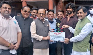 लखनऊ में चल रही खुदा हाफिज-2 की शूटिंग पर पहुंचे योगी सरकार के मंत्री सिद्धार्थ नाथ सिंह