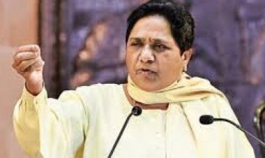 सपा की साइकिल यात्रा को मायावती ने बताया, सस्ती लोकप्रियता के लिए नाटकबाजी