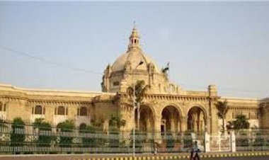 विधान सभा में मंहगाई, बाढ़ व आरक्षण पर हंगामा, सपा और कांग्रेस ने किया बर्हिगमन