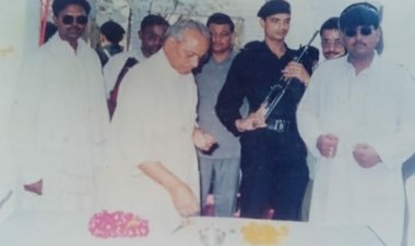 बदलती राजनीतिक धारा के बावजूद भगवान राम की भक्ति से अलग नहीं हो पाए थे कल्याण सिंह