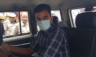 प्रयागराज : फर्जी इनकमटैक्स कमिश्नर गिरफ्तार