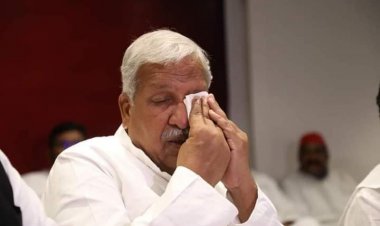 अम्बिका चौधरी सपा में दोबारा वापस, कहा समाजवादी संस्कारों से कभी अलग नहीं रहा