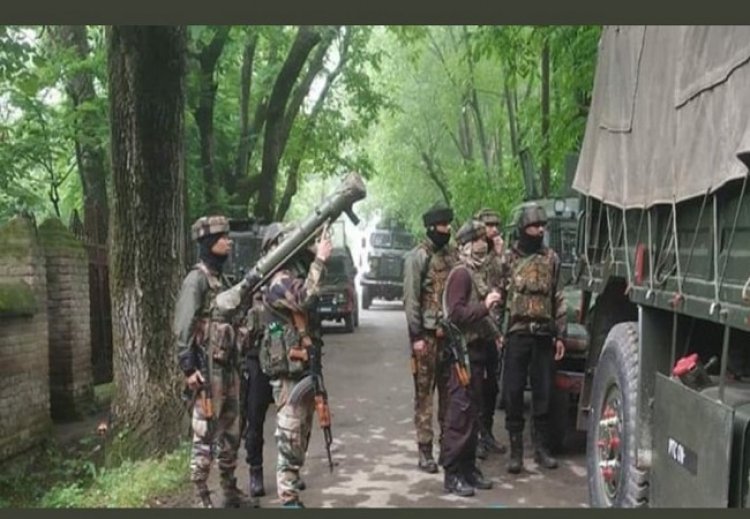 त्राल मुठभेड़ में जैश-ए-मोहम्मद के तीन आतंकी ढेर, हथियार व गोलाबारूद बरामद