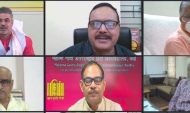 प्रयागराज: हिन्दी की पहचान बनाने में हिन्दी सिनेमा का अहम योगदान : प्रदीप मैत्र