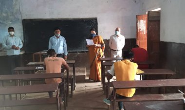 कड़ी सुरक्षा व्यवस्था के बीच शुरु हुई हाईस्कूल व इण्टर की अंक सुधार बोर्ड परीक्षा