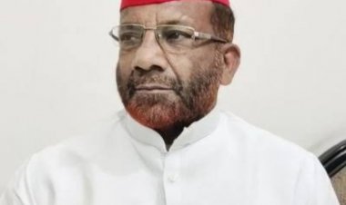 प्रयागराज: अखिलेश यादव के करीबी पूर्व सपा विधायक के खिलाफ गिरफ्तारी का वारंट