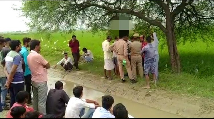 गांव से 10 किलोमीटर दूर पेड़ से लटकता मिला युवक का शव