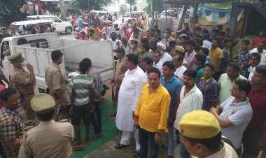 बलिया में प्रेमी ने प्रेमिका को गोली मारने के बाद खुद को भी उड़ाया