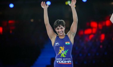 प्रधानमंत्री ने विश्व कुश्ती चैंपियनशिप में पदक जीतने पर अंशु मलिक और सरिता मोर को दी बधाई