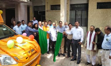 प्रयागराज: नाबार्ड के सहयोग से ग्रामीण क्षेत्रों में दौड़ेगी मोबाइल एटीएम वैन