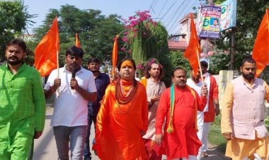 प्रयागराज: वर्षों बाद देश व प्रदेश को दो महान संत मोदी और योगी मिले : महामंडलेश्वर