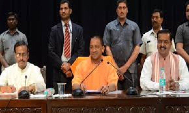 योगी कैबिनेट का फैसला, करीब एक करोड़ युवाओं को सरकार देगी फ्री टैबलेट या स्मार्ट फोन