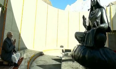 प्राकृतिक आपदा से भी नहीं पहुंचेगा नुकसान, आदि शंकराचार्य की 15 फीट ऊंची प्रतिमा का अनावरण