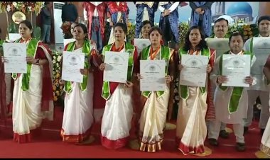 इविवि : दीक्षान्त समारोह में केन्द्रीय शिक्षा मंत्री ने छात्रों को 263 मेडल से नवाजा