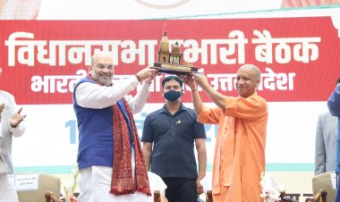 अमित शाह ने मिशन 2022 फतह के लिए काशी से दिया 'विजय' का मंत्र