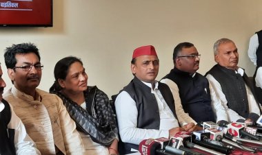 भाजपा ने प्रदेश को पांच वर्ष पीछे ढकेला और लोकतंत्र को कुचला : अखिलेश यादव
