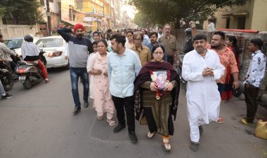 आंचल को न्याय दिलाने के लिए मायके वाले ने निकाला कैंडिल मार्च, जीटी रोड किया जाम